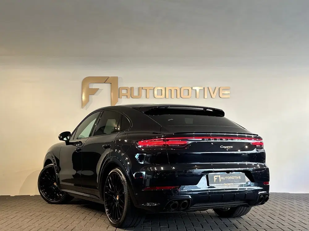 Porsche Cayenne Cayenne Coupé 3.0 E-Hybrid Pano uit 2021, foto 5