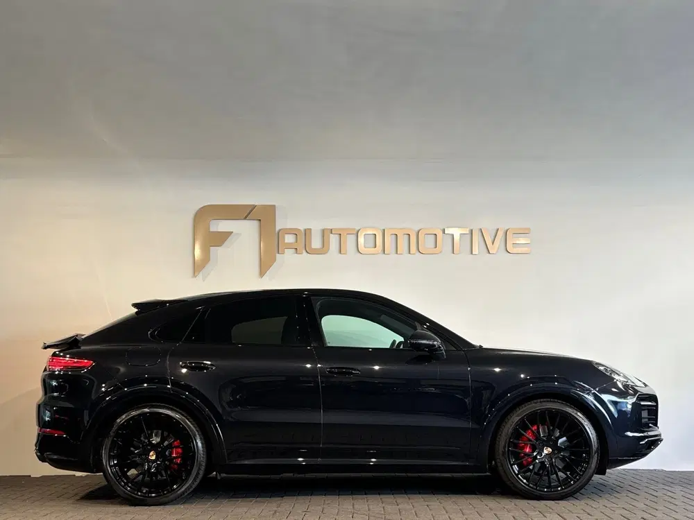Porsche Cayenne Cayenne Coupé 3.0 E-Hybrid Pano uit 2021, foto 7