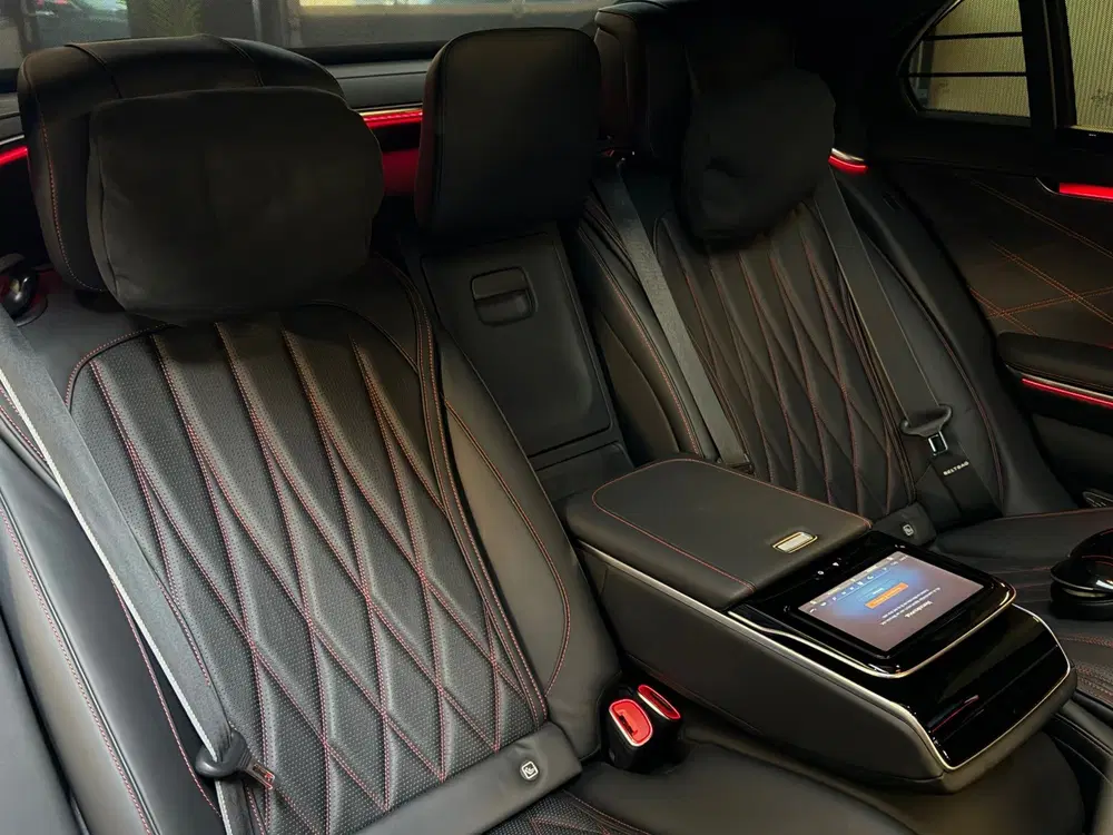 Mercedes-Benz S-Klasse AMG 63 S E Performance Edition 1 PANO uit 2024, foto 14