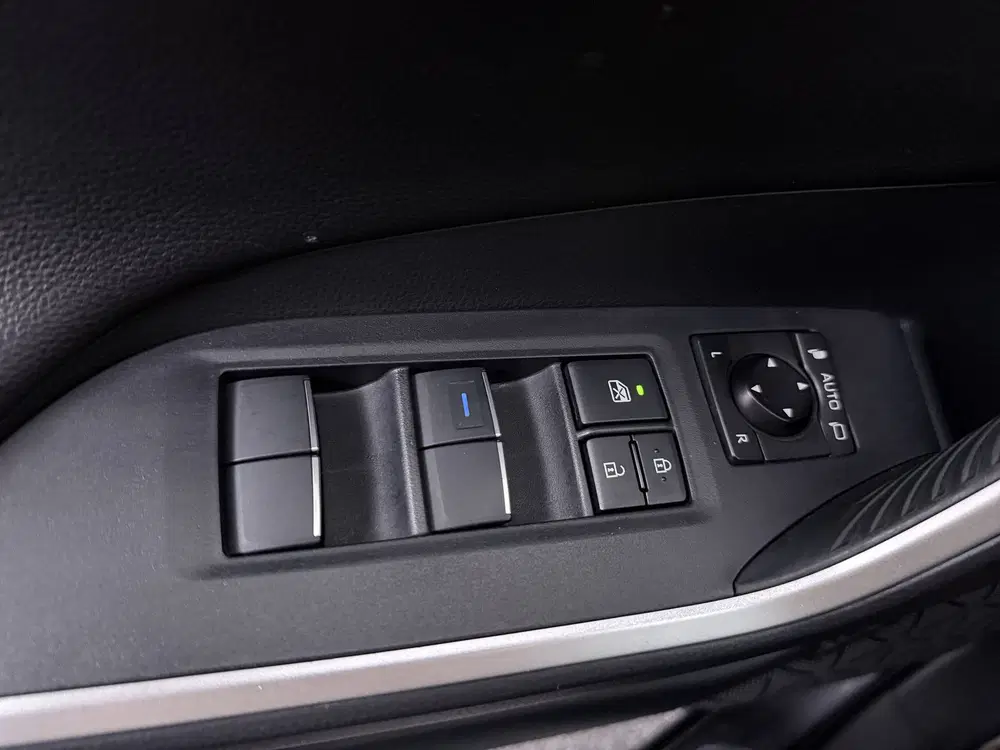 Toyota RAV 4 2.5 Hybrid AWD Executive uit 2019, foto 4