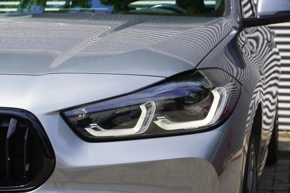 BMW X2 xDrive25e High Executive uit 2022, foto 3