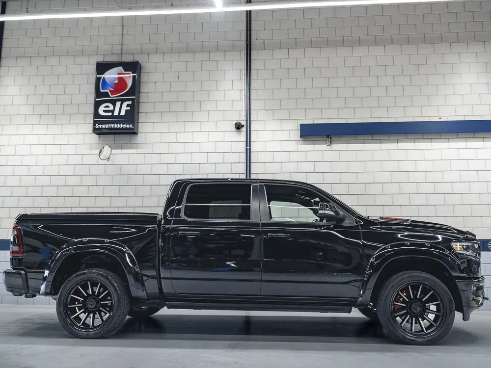 Dodge RAM Limited Night Edition uit 2022, foto 2