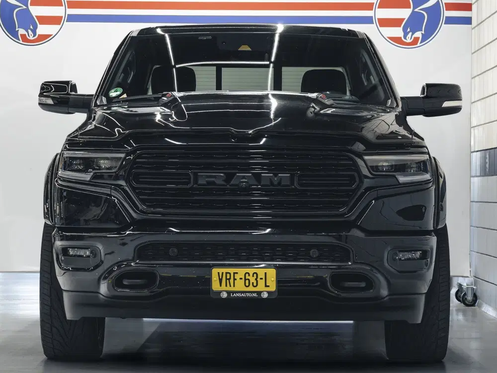 Dodge RAM Limited Night Edition uit 2022, foto 5