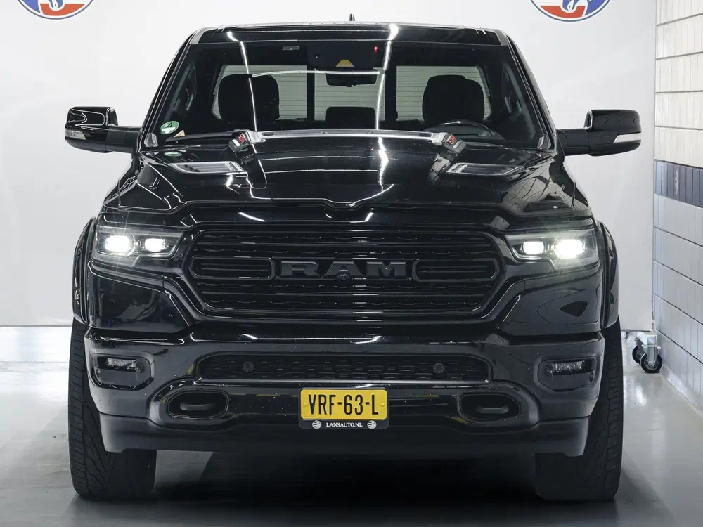 Dodge RAM Limited Night Edition uit 2022, foto 6