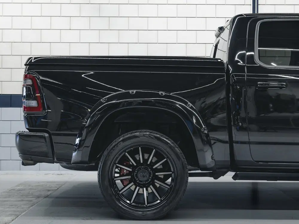 Dodge RAM Limited Night Edition uit 2022, foto 7