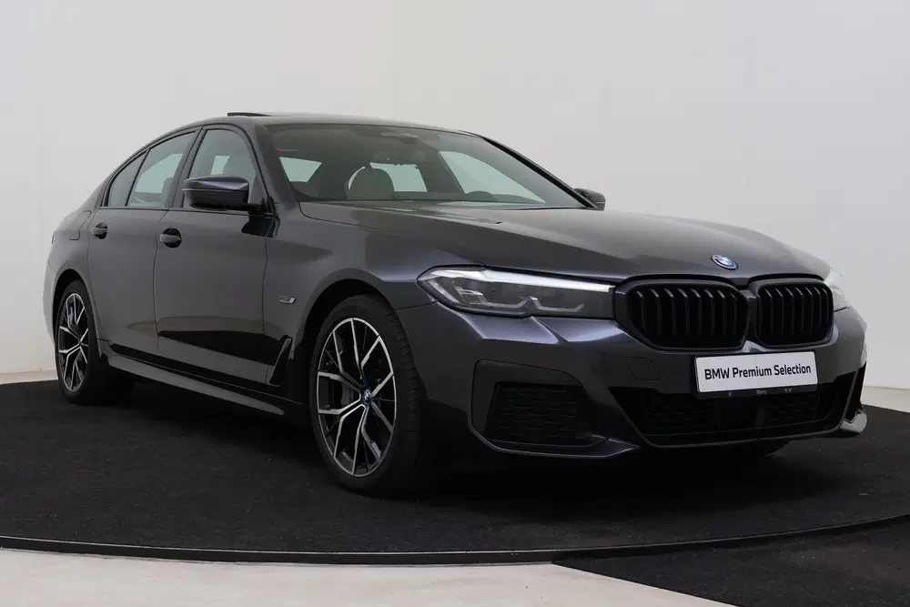 BMW 5-serie 545e xDrive High Executive M Sport Automaa uit 2022, foto 13