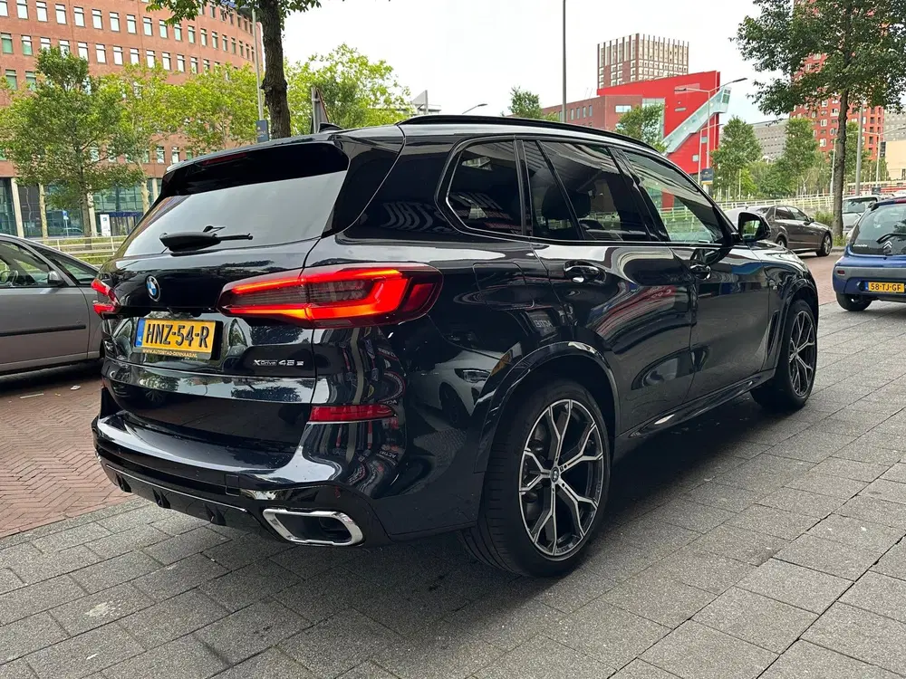 BMW X5 XDrive45e High Executive M-Pakket Pano Inc uit 2020, foto 3
