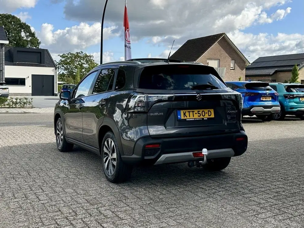Suzuki S-Cross 1.5 Hybrid ALLGRIP Style Trekhaak Pano Nav uit 2023, foto 15