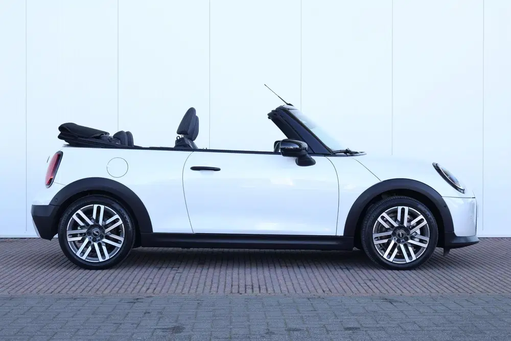 Mini Cabrio Cooper C Classic M Comfort Acces uit 2025, foto 8