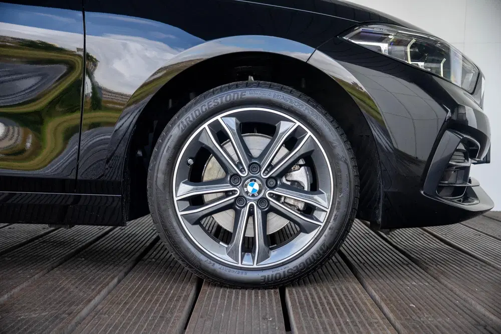 BMW 1-serie 5-deurs 118i Sport Line uit 2023, foto 6