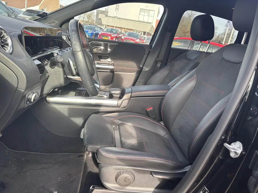 Mercedes-Benz B-Klasse 250 e AMG Line 217 PK uit 2022, foto 8
