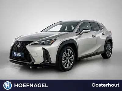 Lexus UX 250h F Sport Design uit 2024