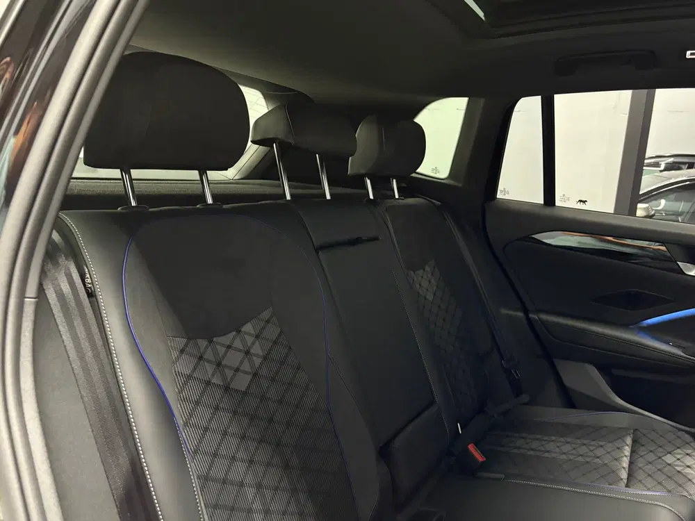 Volkswagen Tiguan 1.5 eTSI R-line Edition Pano uit 2024, foto 15