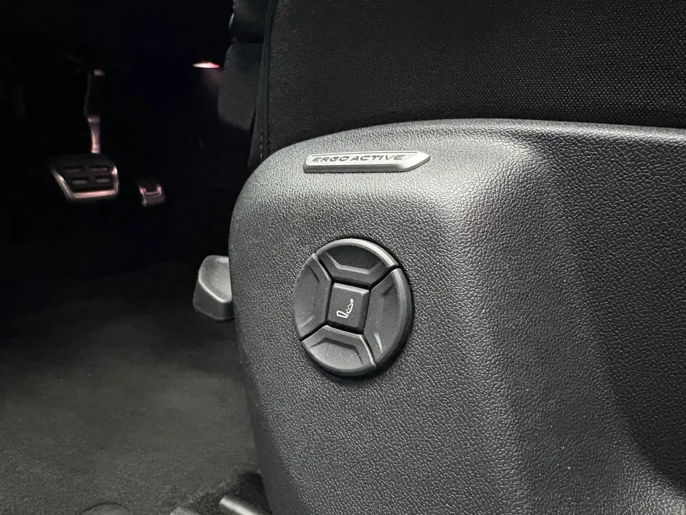 Volkswagen Tiguan 1.5 eTSI R-line Edition Pano uit 2024, foto 9