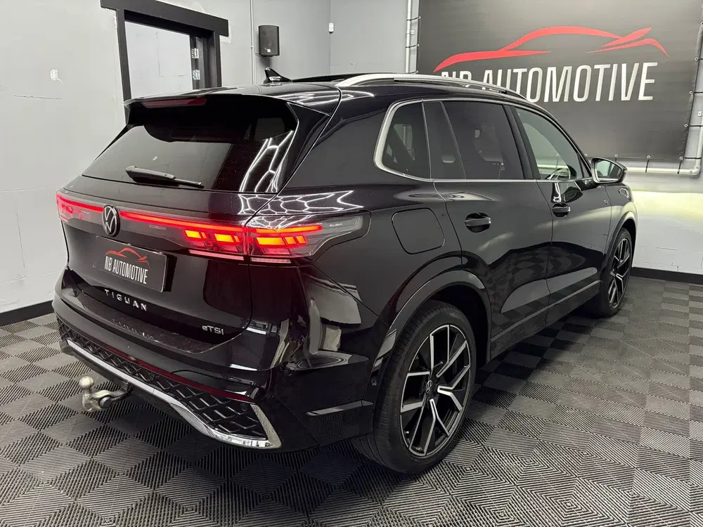 Volkswagen Tiguan 1.5 TSI R-Line Business uit 2024, foto 2