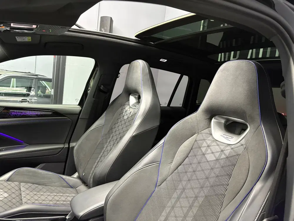 Volkswagen Tiguan 1.5 TSI R-Line Business uit 2024, foto 8