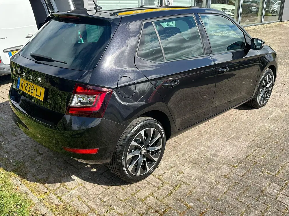 Skoda Fabia 1.0 TSI Business Edition 95 PK uit 2021, foto 4