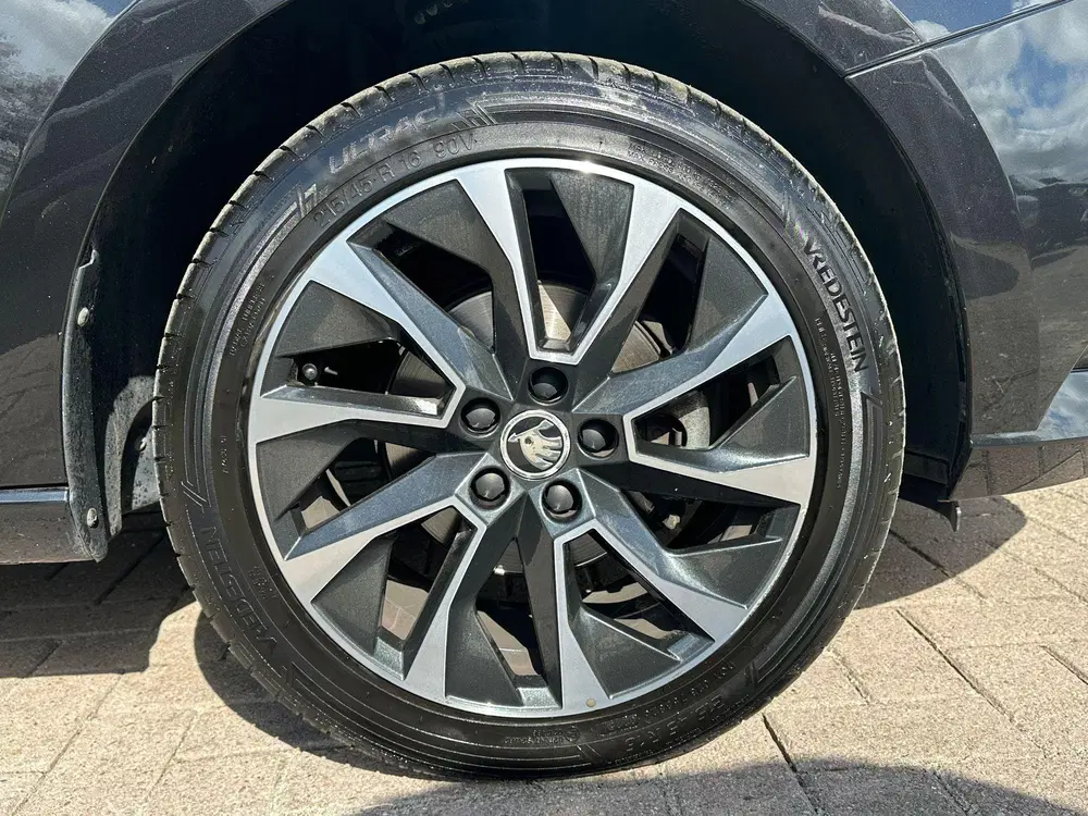 Skoda Fabia 1.0 TSI Business Edition 95 PK uit 2021, foto 6