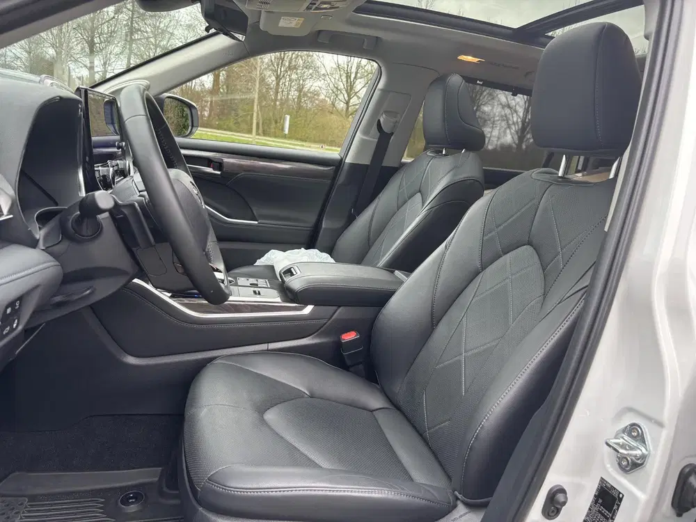 Toyota Highlander 2.5 AWD Hybrid Premium 247 PK uit 2023, foto 8