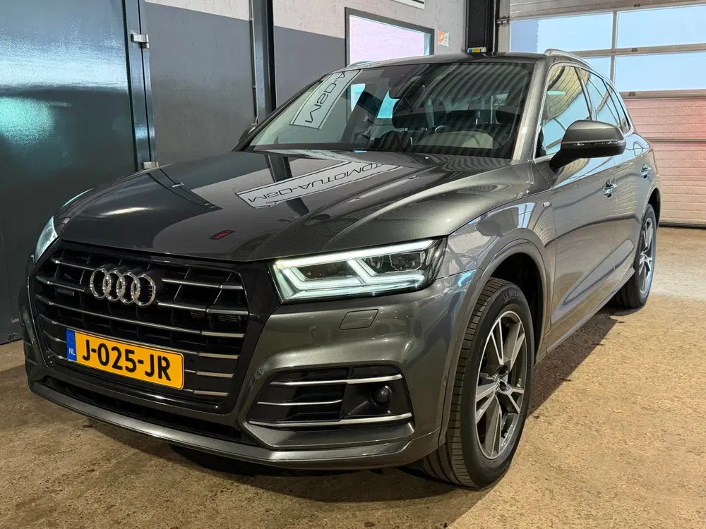 Audi Q5 55 TFSI e quattro Competition S-line Trekh uit 2019, foto 2