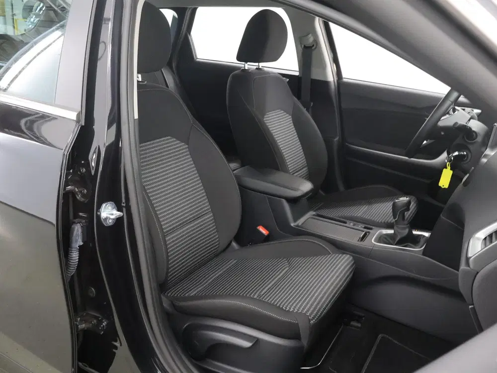 Kia Ceed 1.5 T-GDi DynamicLine uit 2025, foto 10