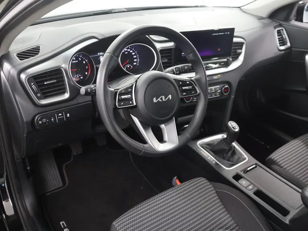 Kia Ceed 1.5 T-GDi DynamicLine uit 2025, foto 7