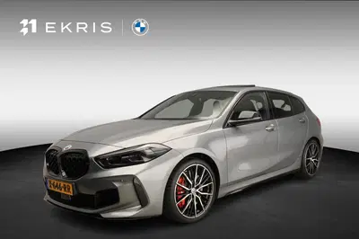 BMW 1-serie 5-deurs M135i xDrive uit 2023