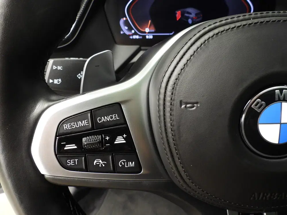 BMW 1-serie 5-deurs M135i xDrive uit 2023, foto 12