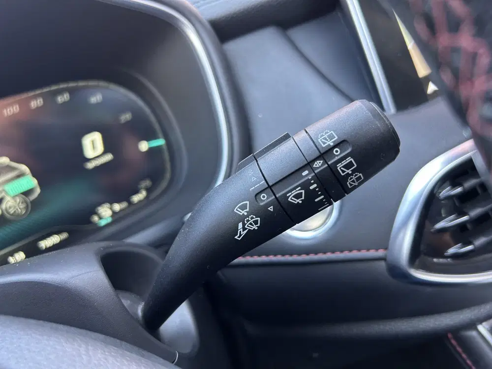 MG EHS 1.5 TGDI PHEV Plug In Luxury uit 2022, foto 14