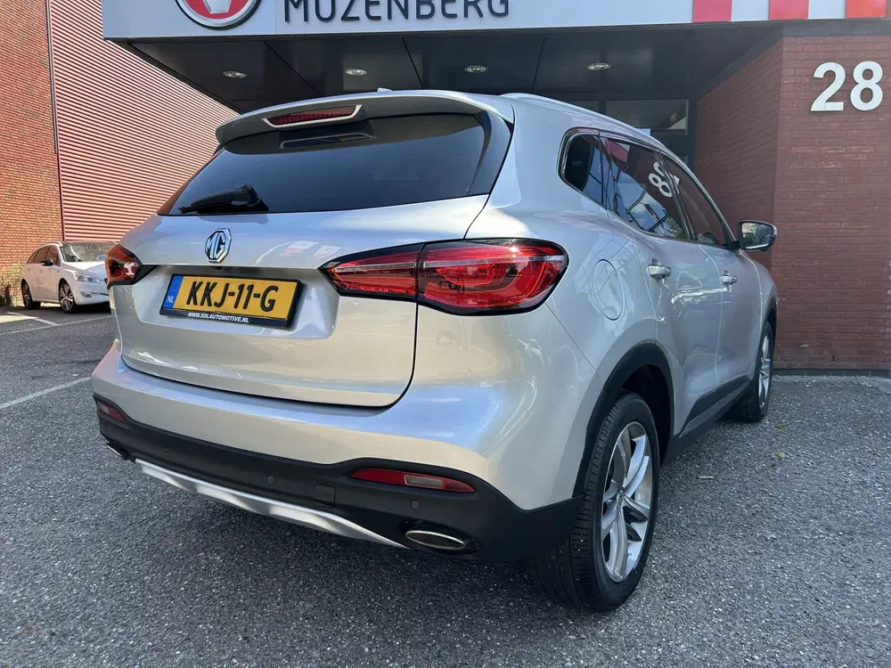 MG EHS 1.5 TGDI PHEV Plug In Luxury uit 2022, foto 3
