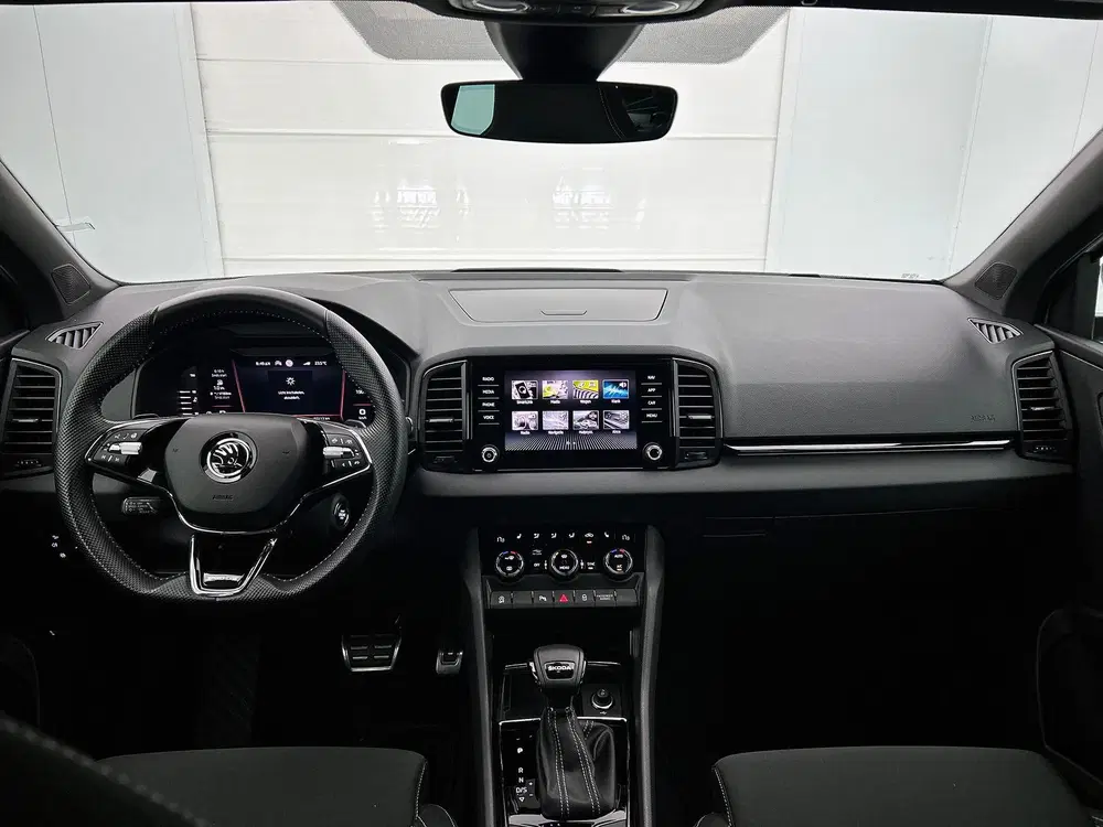 Skoda Karoq 1.5 TSI ACT Sportline Business uit 2024, foto 15