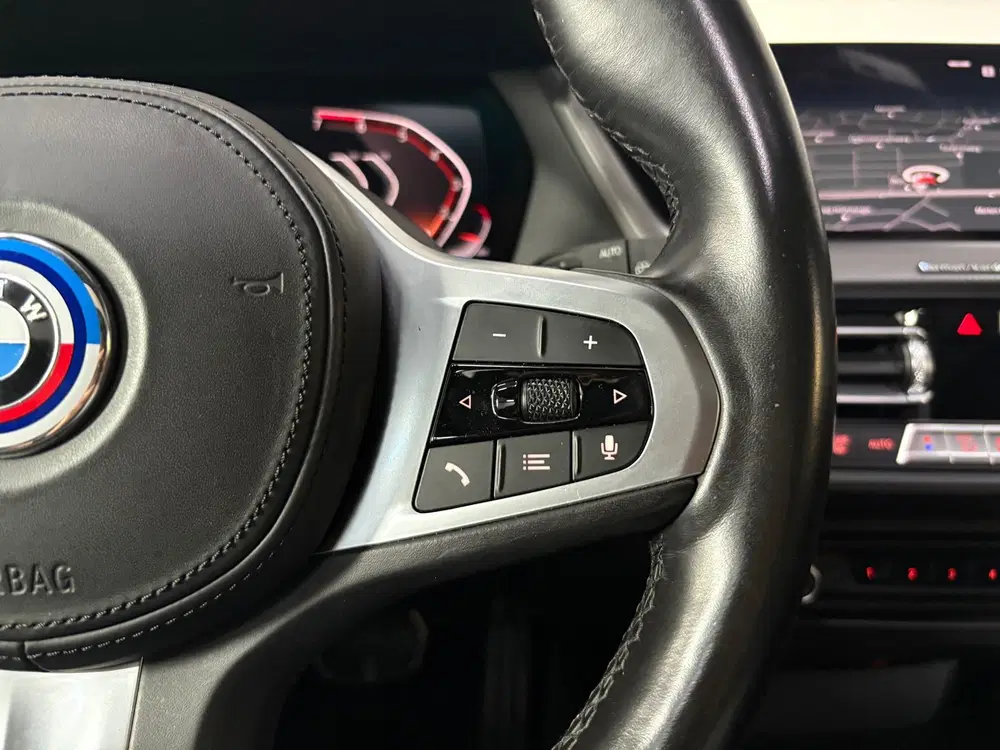 BMW 1-serie 118i High *M-Sport*Executive*Pano*HUD*Sfee uit 2021, foto 12