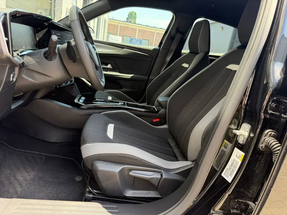 Opel Mokka 1.2 Turbo GS-Line Camera Keyless uit 2024, foto 15