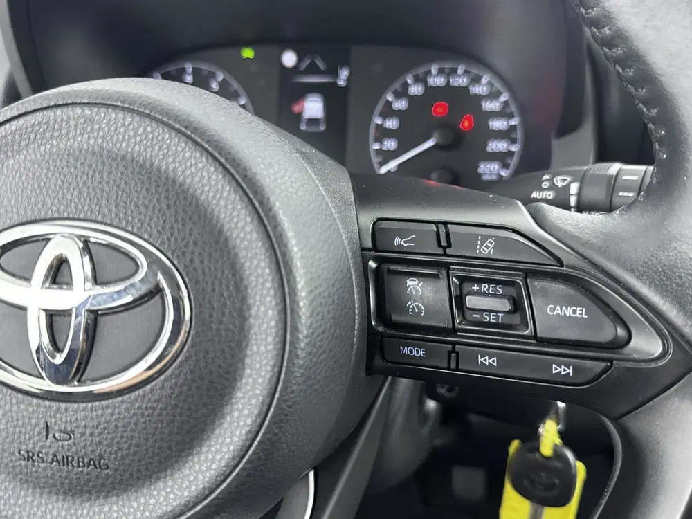 Toyota Yaris 1.0 VVT-i Active uit 2021, foto 14