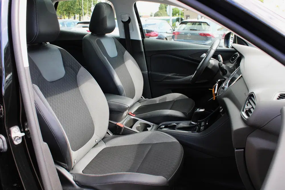 Opel Grandland 1.2 Turbo Elegance PANORAMADAK uit 2021, foto 13