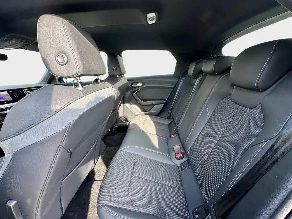 Audi A1 30 TFSI S edition 18" Apple caplay half le uit 2026, foto 11