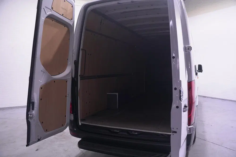 Mercedes-Benz Sprinter Mercedes Benz Sprinter 317 CDI 170 pk L4H2 uit 2024, foto 12