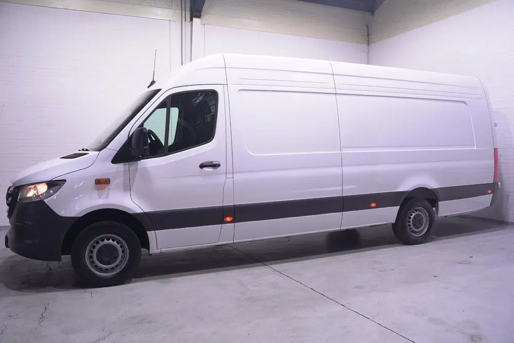 Mercedes-Benz Sprinter Mercedes Benz Sprinter 317 CDI 170 pk L4H2 uit 2024, foto 3