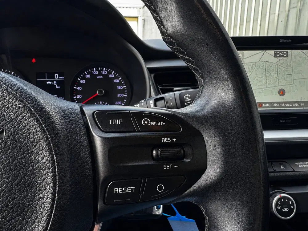 Kia Stonic 1.0 T-GDi DynamicLine uit 2019, foto 12