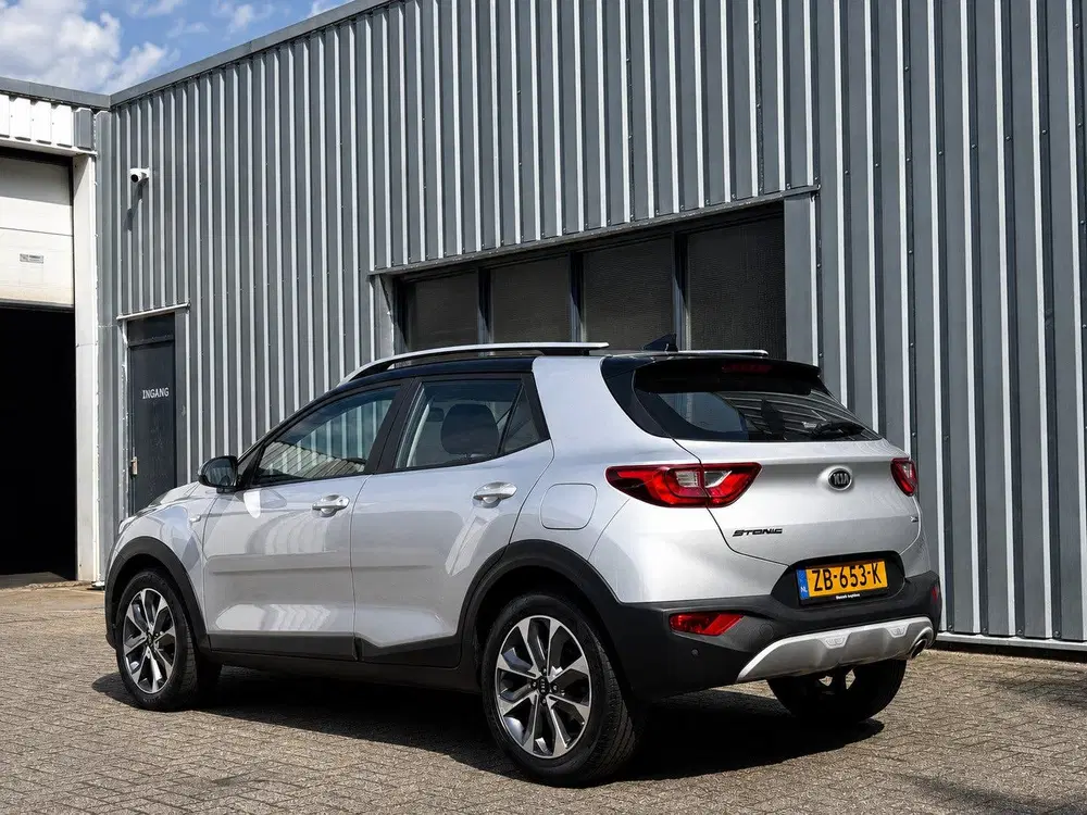 Kia Stonic 1.0 T-GDi DynamicLine uit 2019, foto 3
