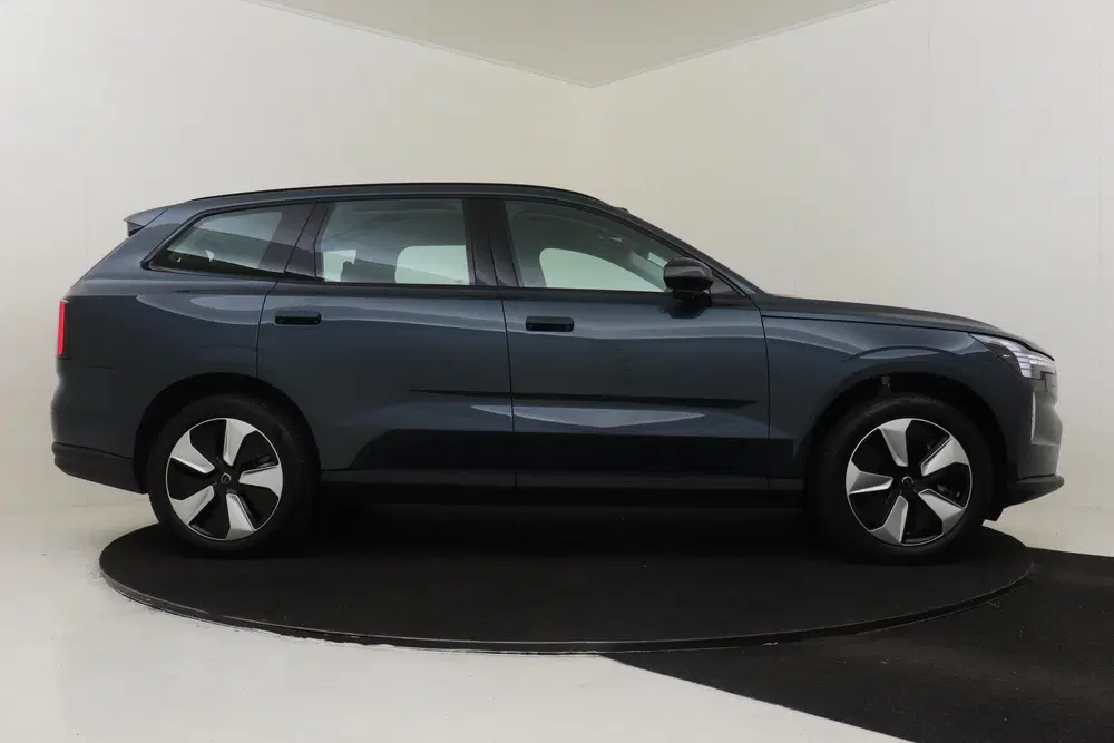 Volvo EX90 SINGLE MOTOR CORE 7P. 104 kWh -PANO.DAK uit 2025, foto 13