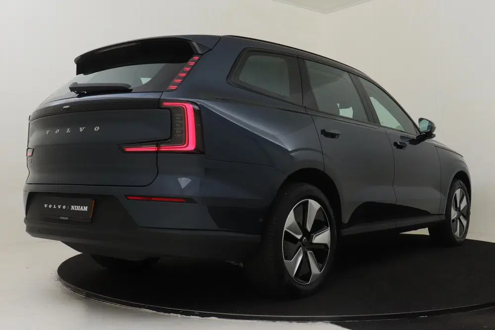 Volvo EX90 SINGLE MOTOR CORE 7P. 104 kWh -PANO.DAK uit 2025, foto 3
