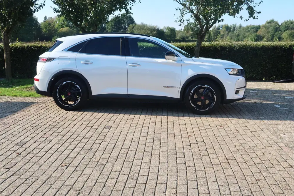 DS Automobiles DS 7 Crossback DS 7 Crossback E-Tense 4x4 Performance Lin uit 2021, foto 3