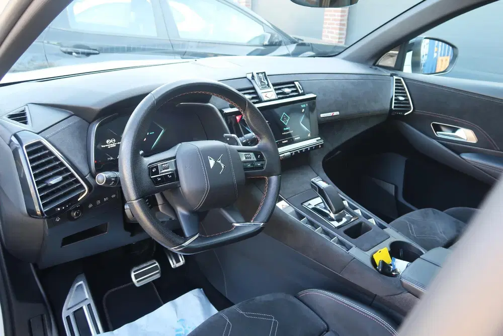 DS Automobiles DS 7 Crossback DS 7 Crossback E-Tense 4x4 Performance Lin uit 2021, foto 8