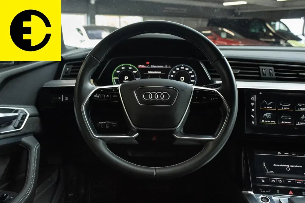 Audi e-tron 55 quattro edition 95 kWh uit 2020, foto 3