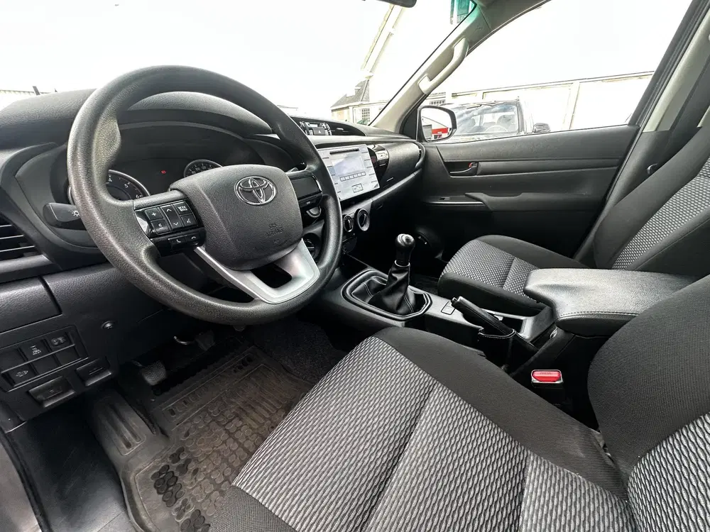 Toyota Hilux 2.4 D-4D Double Cab Cool Comfort uit 2019, foto 2
