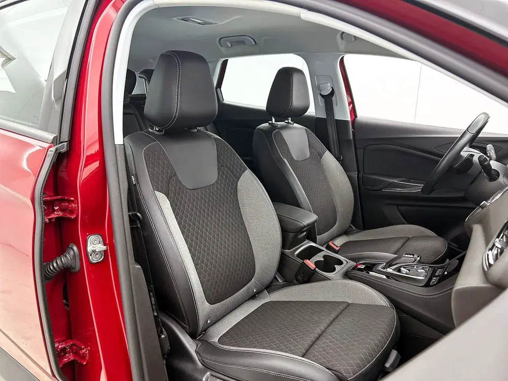 Opel Grandland 1.6 Turbo Hybrid4 Business Elegance uit 2021, foto 14