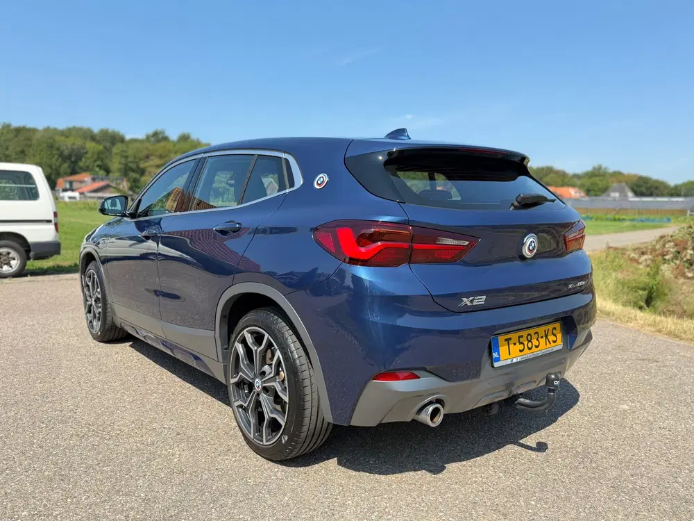 BMW X2 XDrive25e High Executive Automaat uit 2022, foto 3