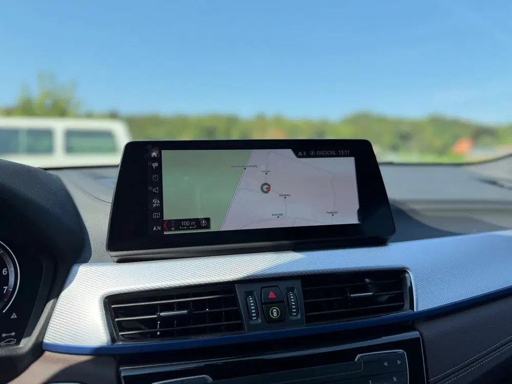 BMW X2 XDrive25e High Executive Automaat uit 2022, foto 5