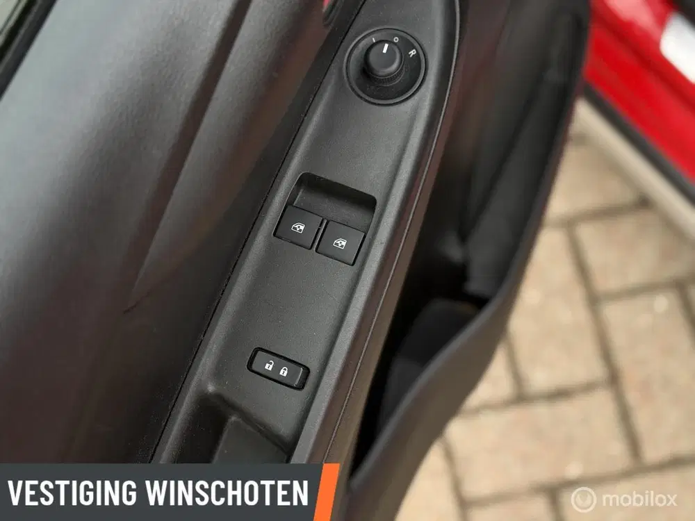 Opel Karl 1.0 Rocks Online Edition Automaat uit 2019, foto 8